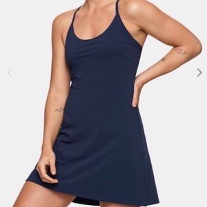 like new! exercise dress navy.